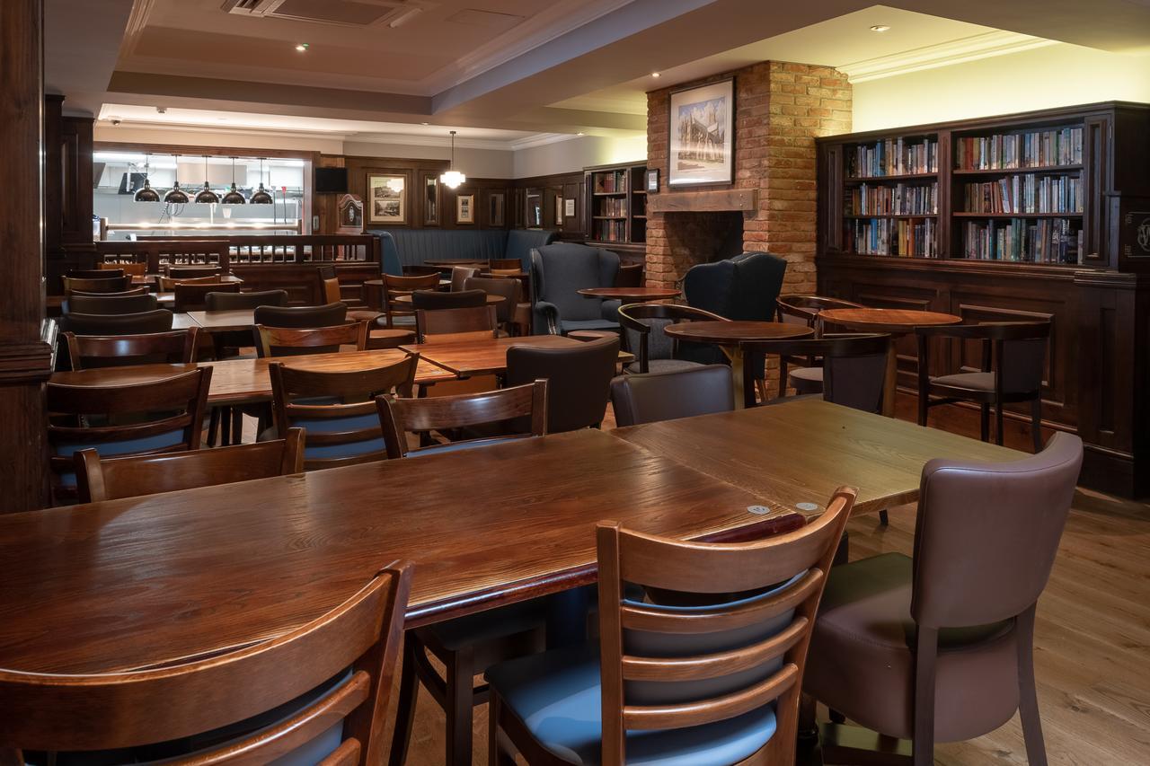 Thomas Ingoldsby Wetherspoon Кэнтербари Экстерьер фото