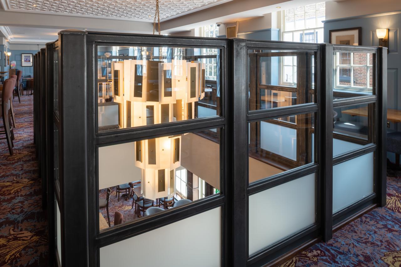 Thomas Ingoldsby Wetherspoon Кэнтербари Экстерьер фото